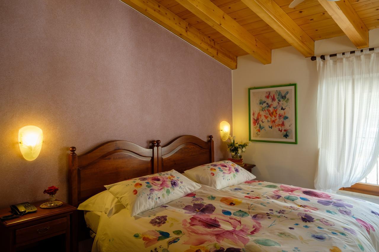 Hotel Tre Punte Gargnano Eksteriør billede