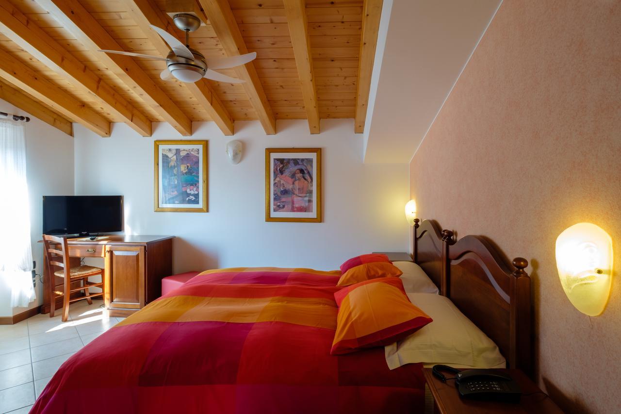 Hotel Tre Punte Gargnano Eksteriør billede